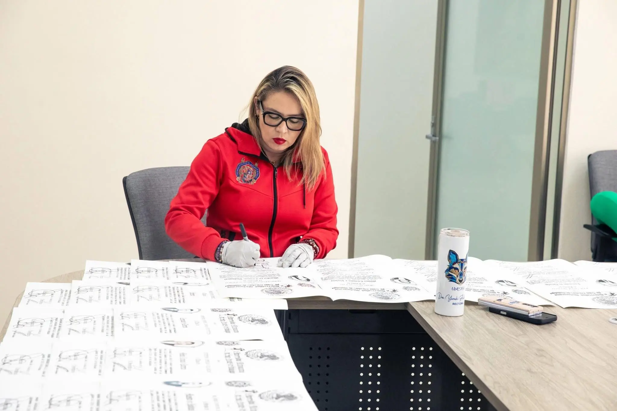 36 mil 780 títulos electrónicos tramitados en administración de Yarabí Ávila; se agiliza proceso