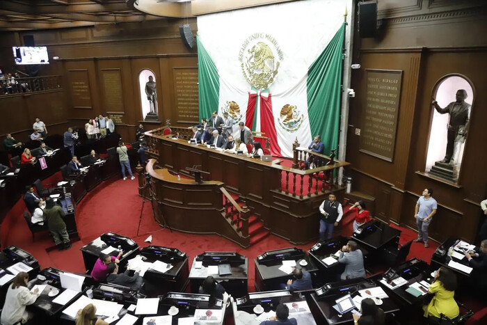 4T rompe acuerdos y se impone para integración de comisiones en Congreso de Michoacán