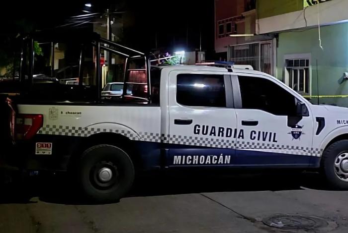 A balazos privan de la vida a joven motociclista en Zamora