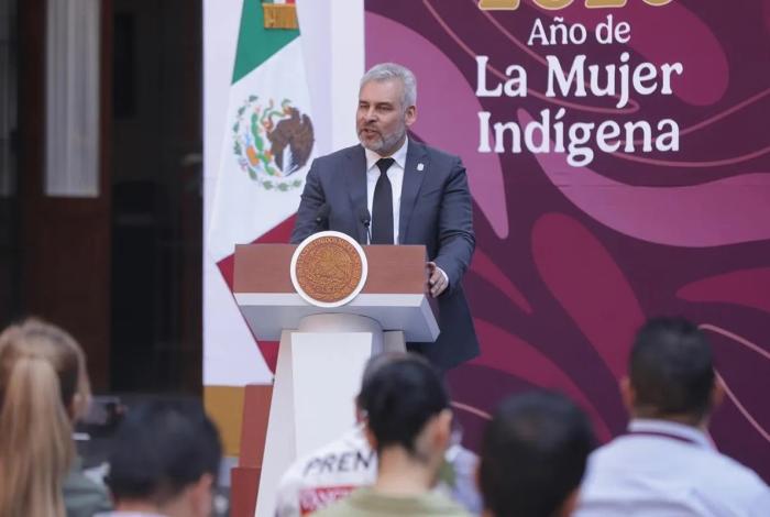 A mí también me mataron a mi padre: Bedolla al hablar de Manzo