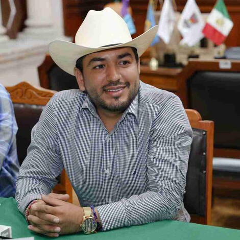 A paso firme avanza administración municipal de Humberto Jiménez en Los Reyes