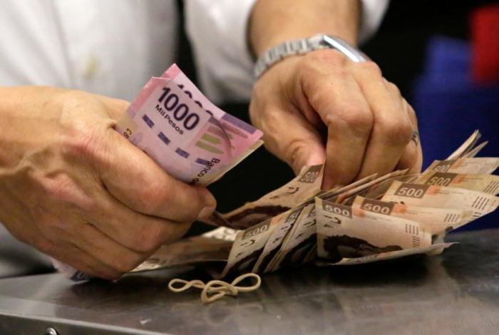 A salud, más de 10 mil mdp el próximo año: Elías Ibarra