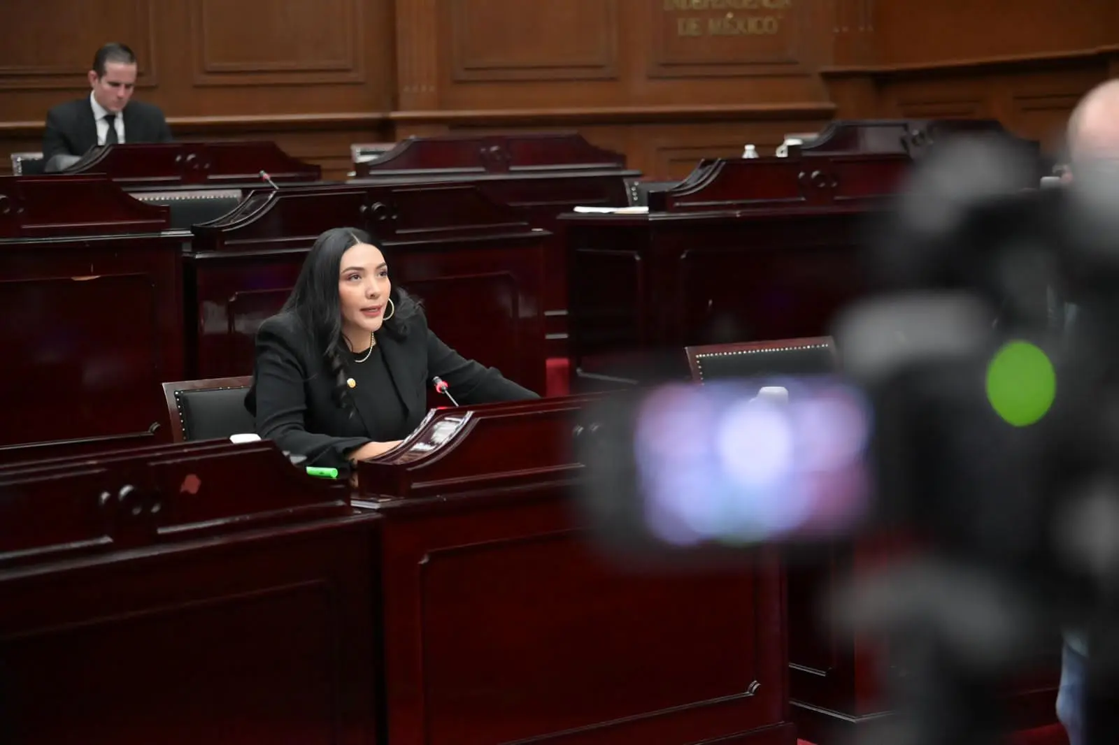 A seguir gestionando para echar abajo impuesto a las remesas llama Adriana Campos