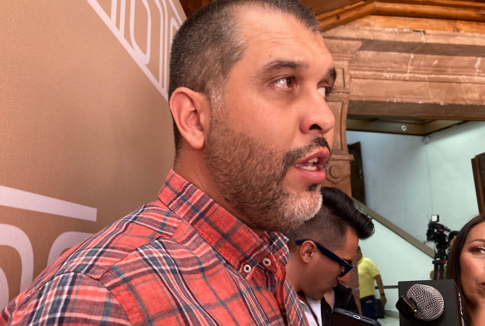 Abandonada, camioneta desde donde atacaron a René Valencia