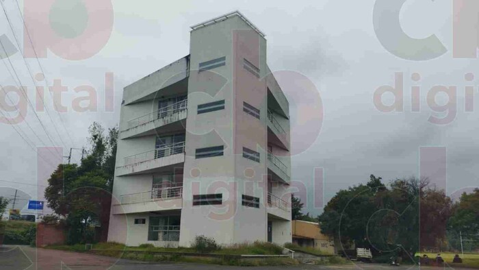 Abandonado y con muebles nuevos, así el hospital de la Liga Municipal de Morelia