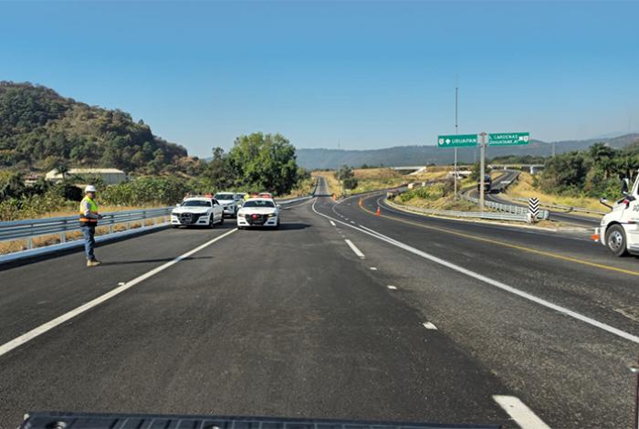 Abierto en su totalidad, el tramo ampliado a cuatro carriles Pátzcuaro-Uruapan en la Siglo XXI