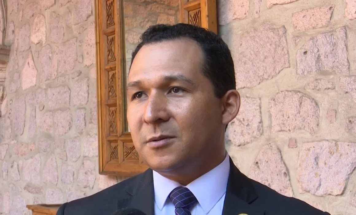 Acallar activistas desde el poder…