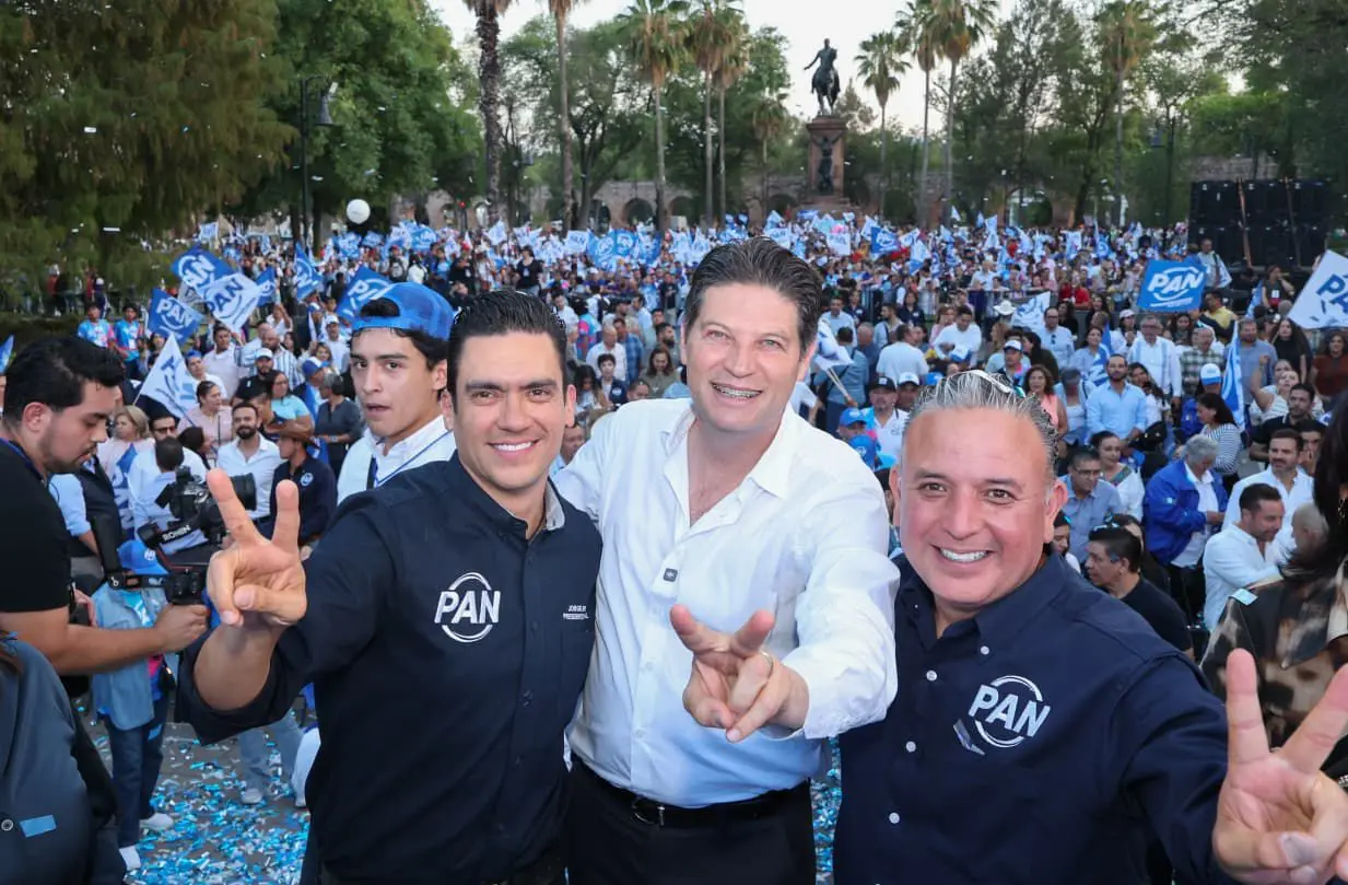 Acción Nacional refrenda unidad ante Jorge Romero