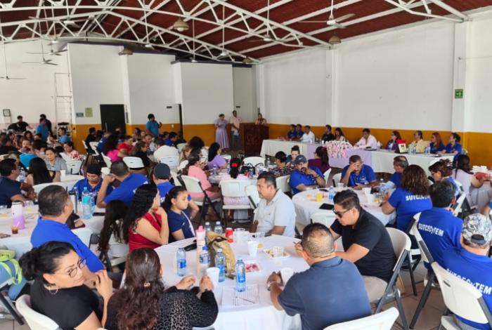 Acompaña Gobierno Municipal a Sutcecytem en Conferencia Sobre Liderazgo Femenino
