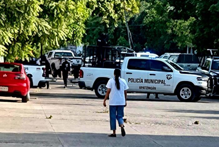 Acribillan a un hombre en calles de la colonia Palmira, en Apatzingán