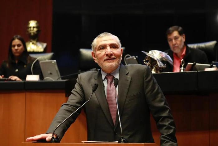 Adán Augusto López reafirma permanencia como coordinador de Morena en el Senado