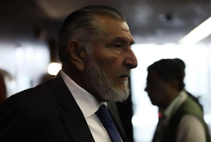 Adán Augusto propone desintoxicación para algunos opositores tras trifulca en el Senado