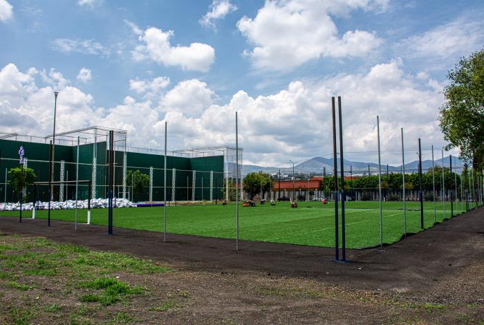 Administración de Yarabí Ávila construye cancha de fútbol 7, lleva 75 por ciento de avance