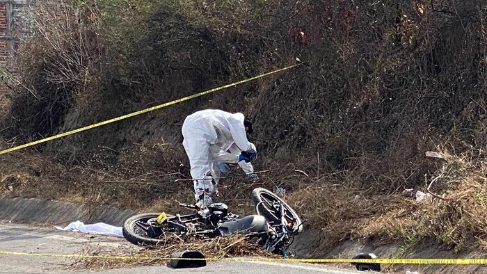 Adolescente muere en accidente de moto en la carretera Morelia-Mil Cumbres