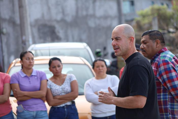 Adolfo Torres refrenda compromiso de atención directa con habitantes de El Durazno