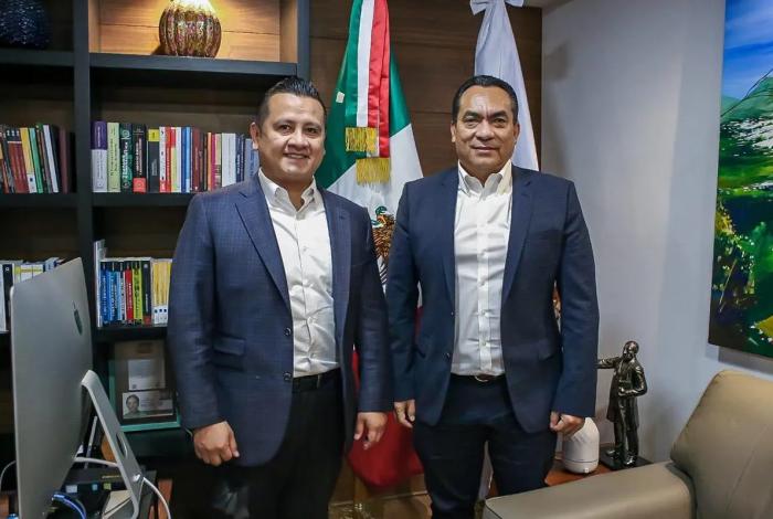 Adrián López Solís dejaría la FGE Michoacán este lunes