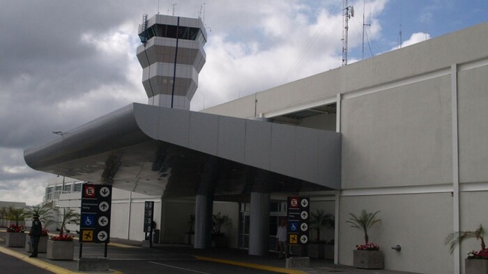 Aeropuerto de Querétaro busca evolucionar hacia la industria espacial