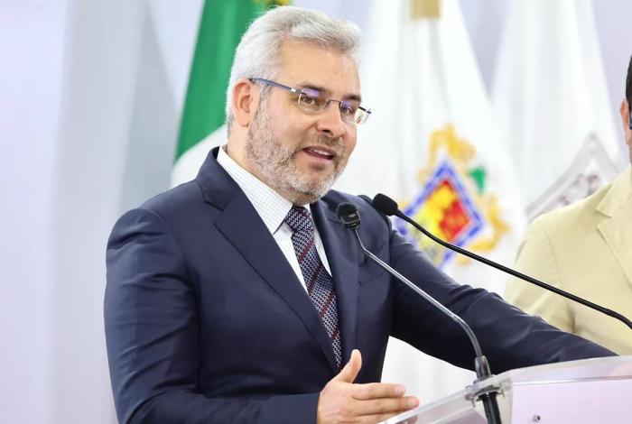 Afirma Bedolla que se apoya a desplazados por violencia en Tierra Caliente