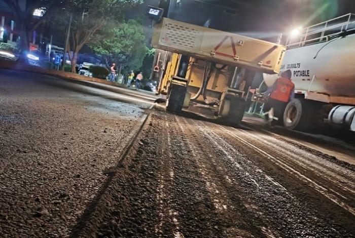 Al 78% va la colocación de nueva carpeta asfáltica en salida Charo, entre el Conalep y Ciudad Industrial