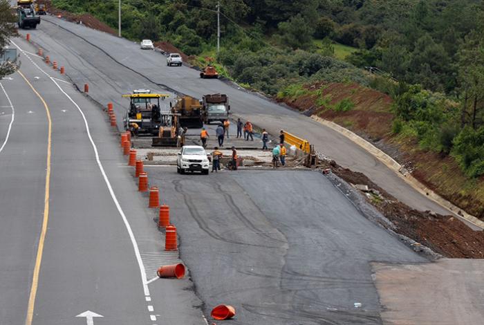 ¡Al fin! Hoy abren 12 km de ampliación a 4 carriles en la Siglo XXI, en el tramo Pátzcuaro-Uruapan
