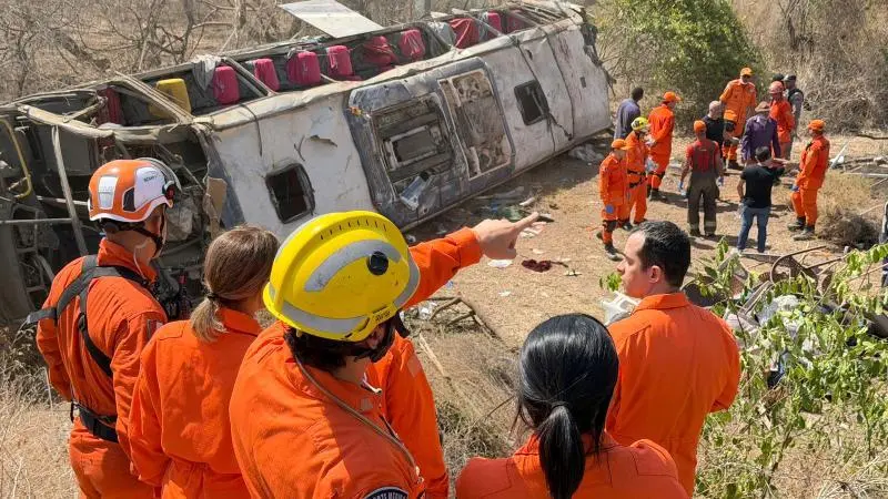 Al menos 15 muertos en un accidente de peregrinos en Brasil