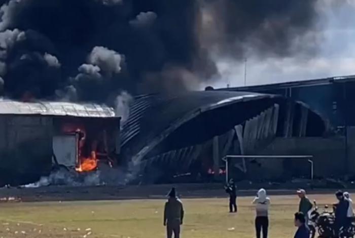 Al menos seis muertos tras caída de una avioneta cerca del Aeropuerto de Toluca