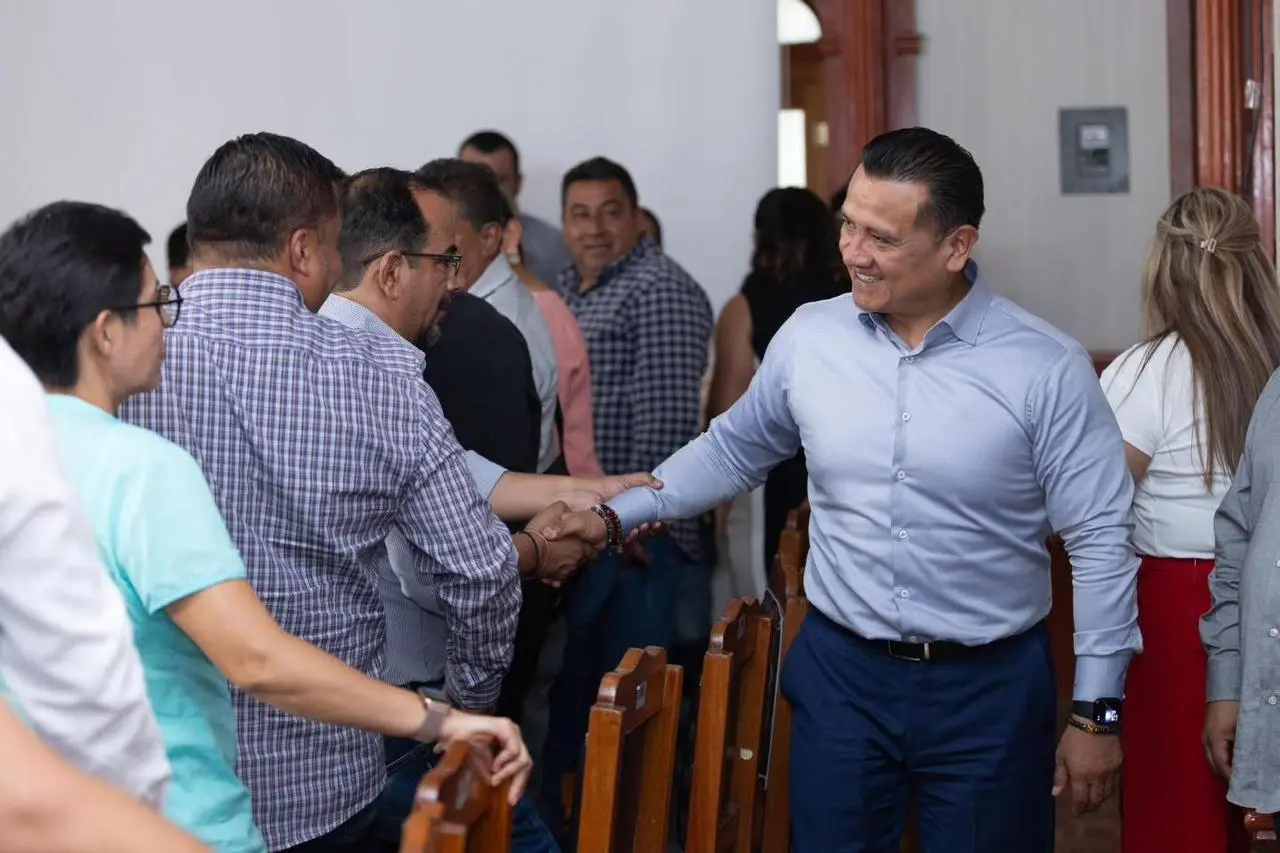 Alcaldes de Morena destacan capacidad de Torres Piña y respaldan su perfil para la Fiscalía