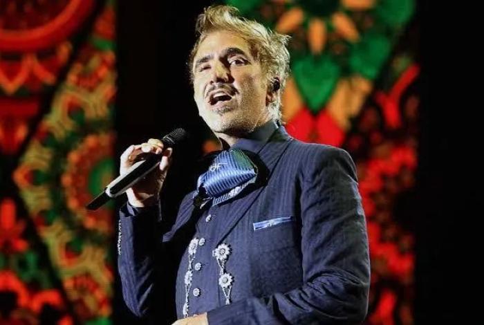 Alejandro Fernández pospone conciertos en Texas por salud