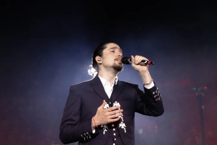 Alex Fernández lanza tema compuesto por Vadhir Derbez