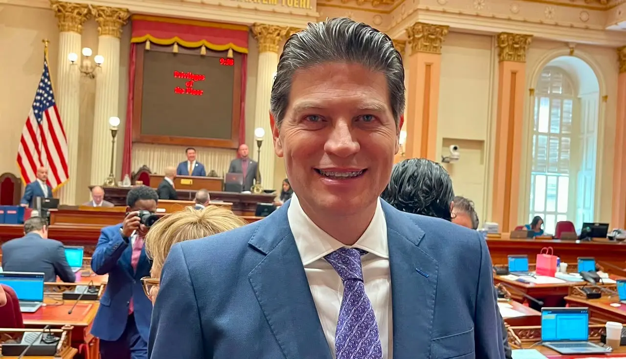 Alfonso Martínez Alcázar inicia intensa gira de trabajo en Sacramento, California