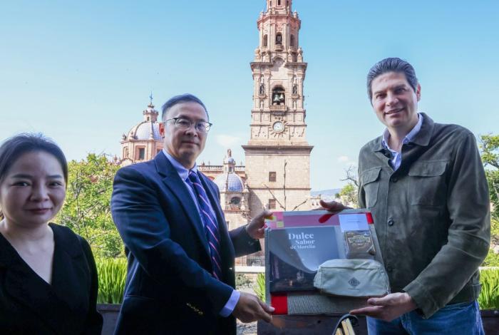 Alfonso Martínez consolida relación comercial entre Morelia y Nanning, China