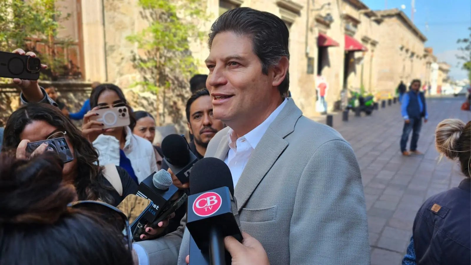 Alfonso Martínez da a conocer el “plan B” para rentar del Palacio Municipal