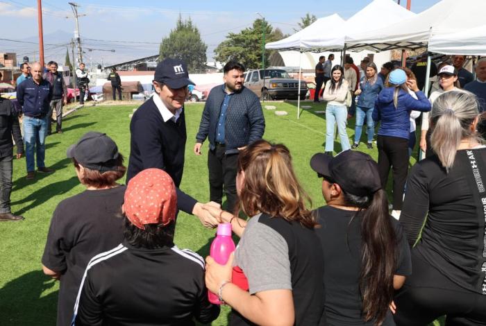 Alfonso Martínez interviene y mejora espacio público en colonia Francisco Xavier Clavijero