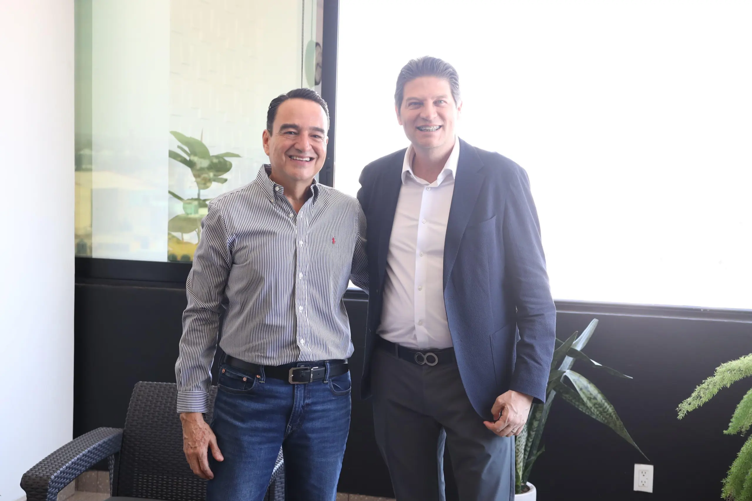 Alfonso Martínez y Carlos Soto estrechan colaboración intermunicipal