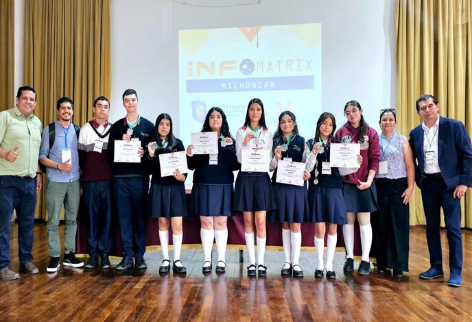 Alumnos de Cecytem deslumbran en feria de ciencias Infomatrix Michoacán 2025