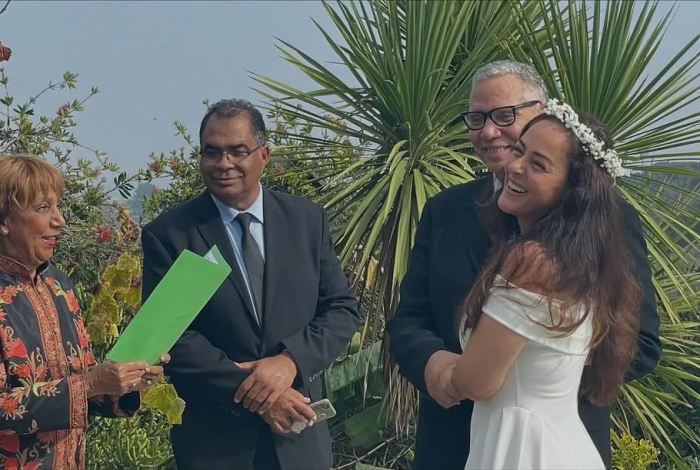 Andrea García se casa en EU sin sus hermanos presentes