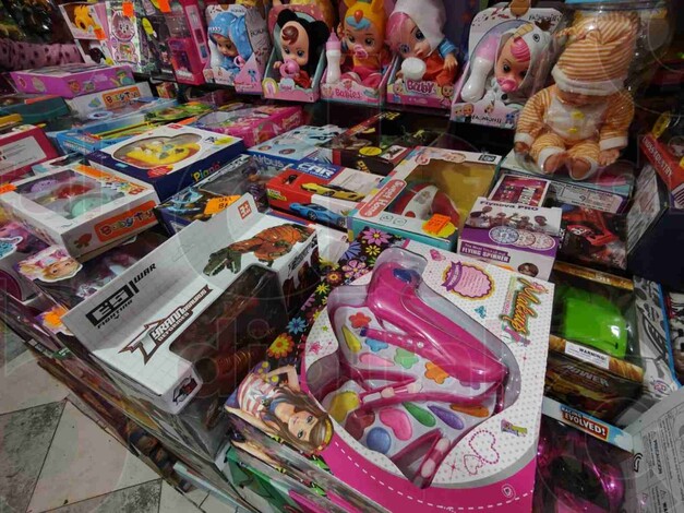 Ante la llegada de Santa y Los Reyes Magos, jugueterías de Morelia comienzan a incrementar sus ventas