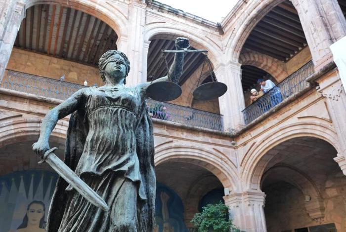 Anticipan un ajuste presupuestal a la UMSNH