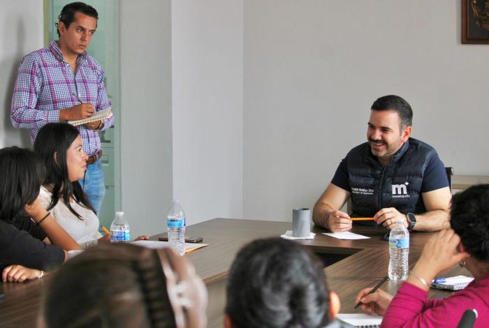 Anuncia Yankel Benítez rehabilitación de acceso a colonia Mariel