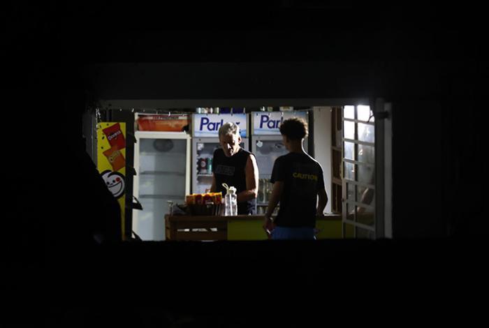 Apagón masivo por avería en una central térmica deja a 6 millones de cubanos sin electricidad