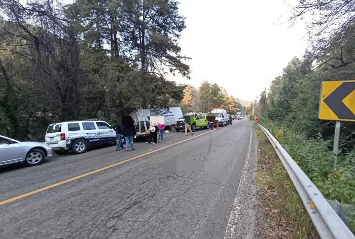 Aparatoso accidente cobra la vida de dos jóvenes en el municipio de Hidalgo, Michoacán
