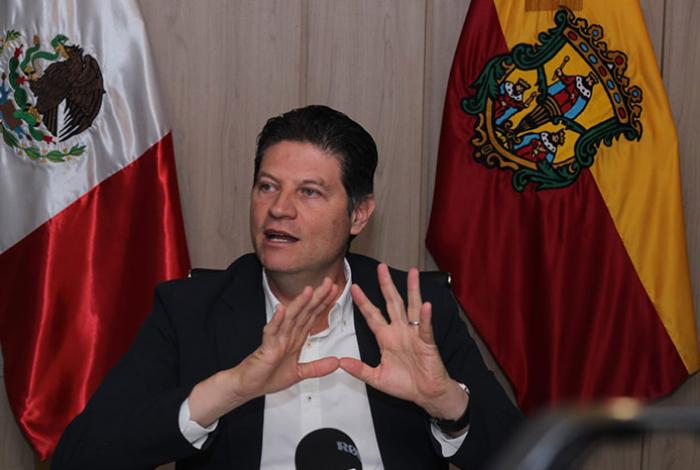 Apoyo a migrantes, atracción de negocios y turismo, metas del viaje de Alfonso Martínez a EUA