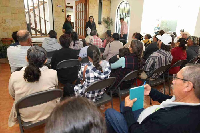 Araceli Saucedo continúa con programa Corazones Mensajeros