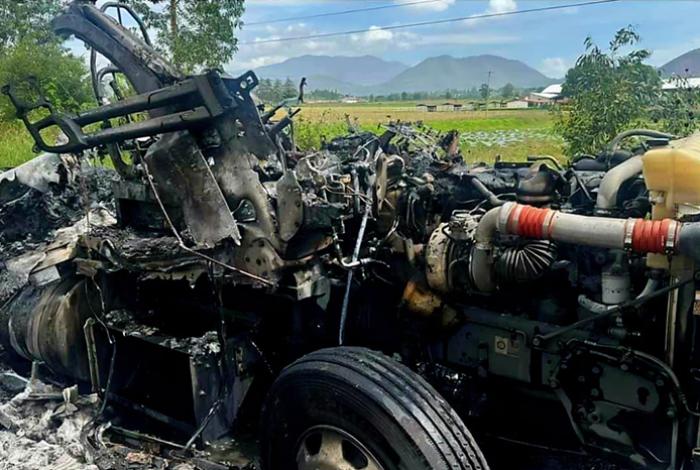 Arde tractocamión cerca del Libramiento Norte de Ciudad Hidalgo