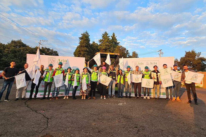 Arranca alcaldesa Yohana Mendoza obra de Andador iluminado en Ario de Rosales