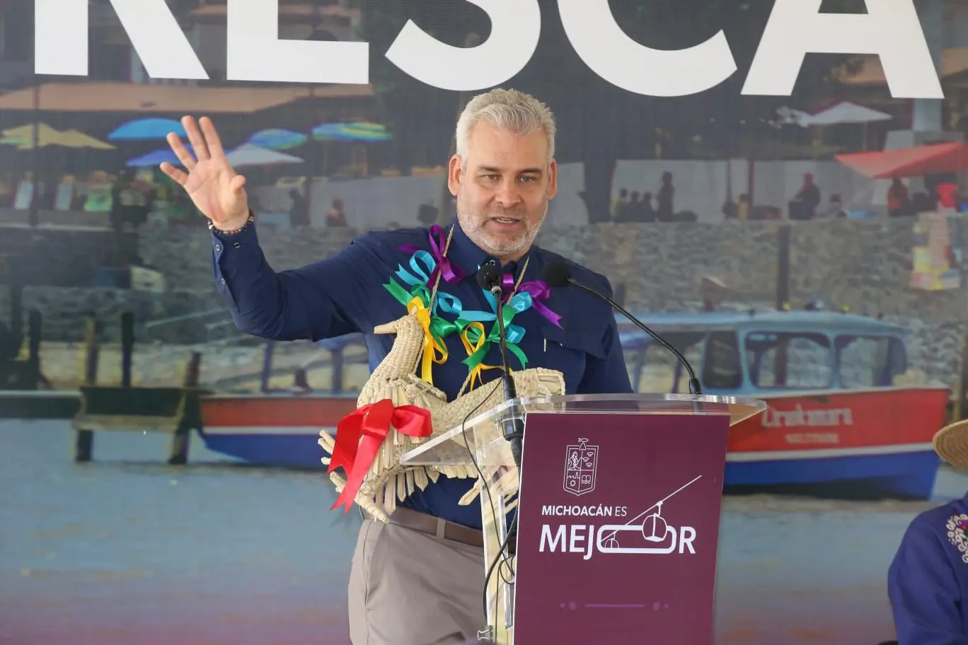 Arranca Bedolla programa de mil empleos temporales para el rescate del Lago de Pátzcuaro