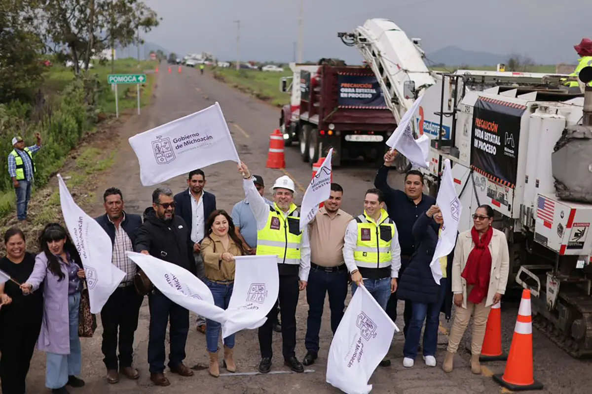 Arranca Bedolla rehabilitación de carretera que conecta a Contepec y Maravatío