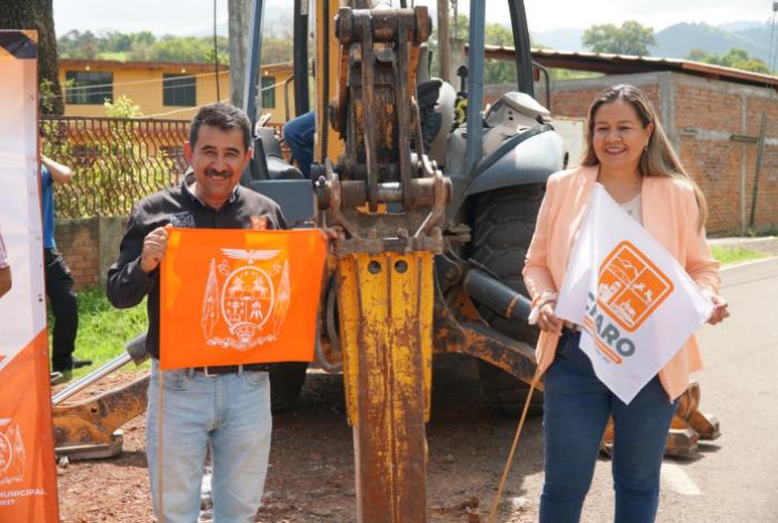 Arranca construcción de andador peatonal para conectar Zurumbeneo con Peña Cargada, en Charo