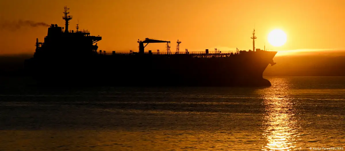 Arriba un petrolero ruso cargado a Cuba