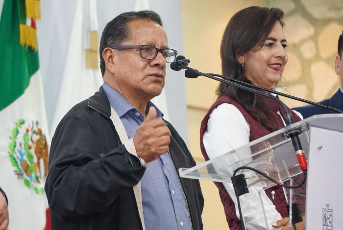 Artesano laudero pide que la guitarra sea Patrimonio Cultural de México